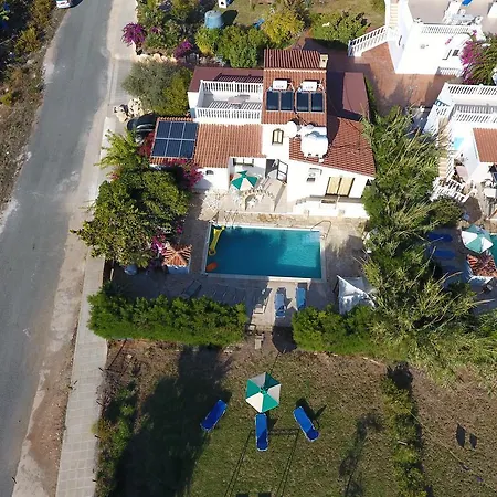 Vilă Coral Cypria Coral Bay Villas Peyia