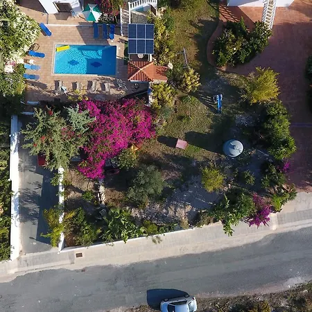 Vilă Coral Cypria Coral Bay Villas