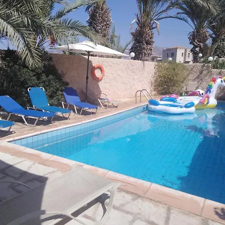 Coral Cypria Coral Bay Villas *