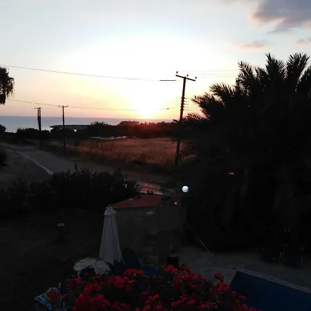 Coral Cypria Coral Bay Villas Vilă *