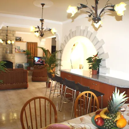 Coral Cypria Coral Bay Villas * Peyia