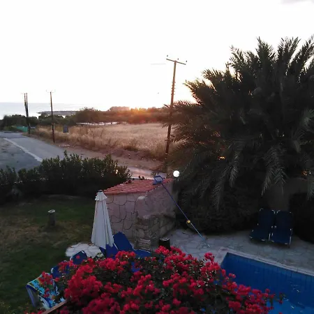 Coral Cypria Coral Bay Villas *